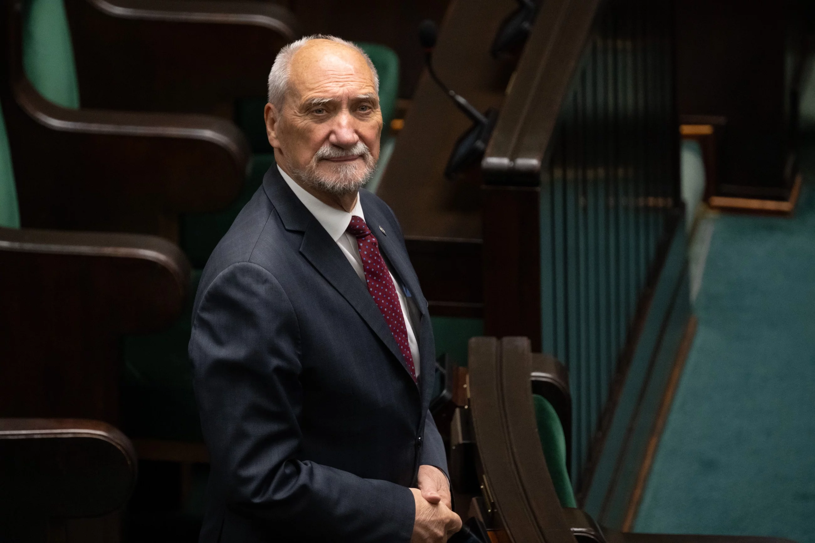 Macierewicz